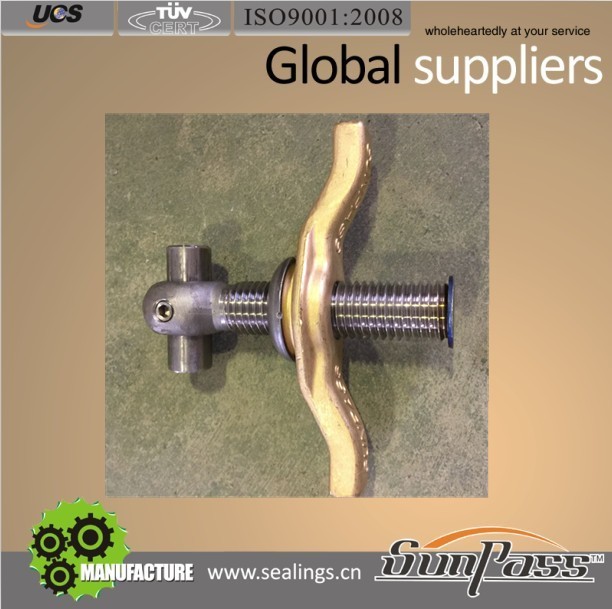 manlid clamp.jpg
